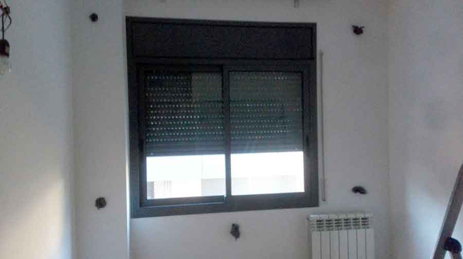 Aislar paredes y falso techo en Gelida