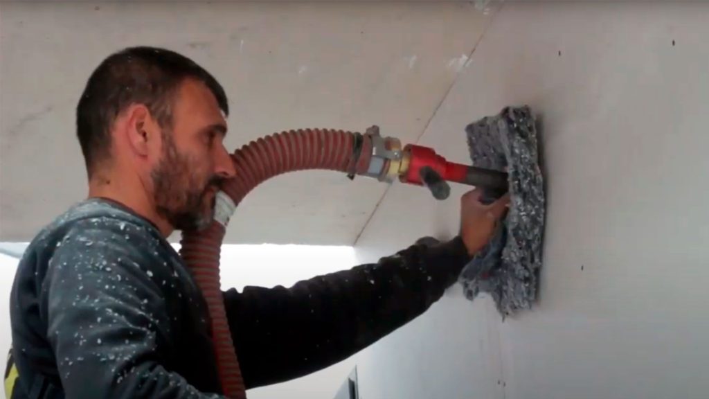 Insuflado de celulosa en fachada exterior