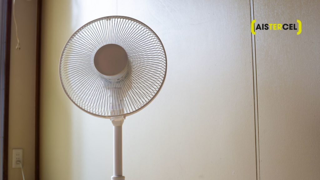 El ventilador en el aula es un alivio, no una solución efectiva