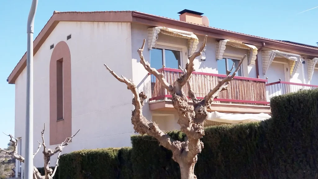 Aislamiento térmico de falso techo en un apartamento situado en Martorell.